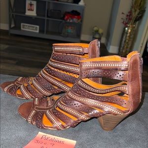 Pikolinos size 9.
